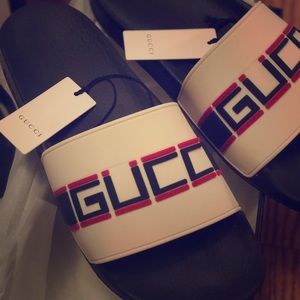 BRAND NEW WITH TAGS, women’s Gucci slides, size10